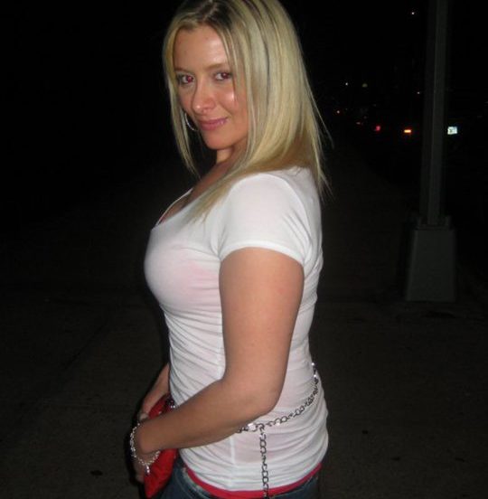 bombshell_on_a_stick
